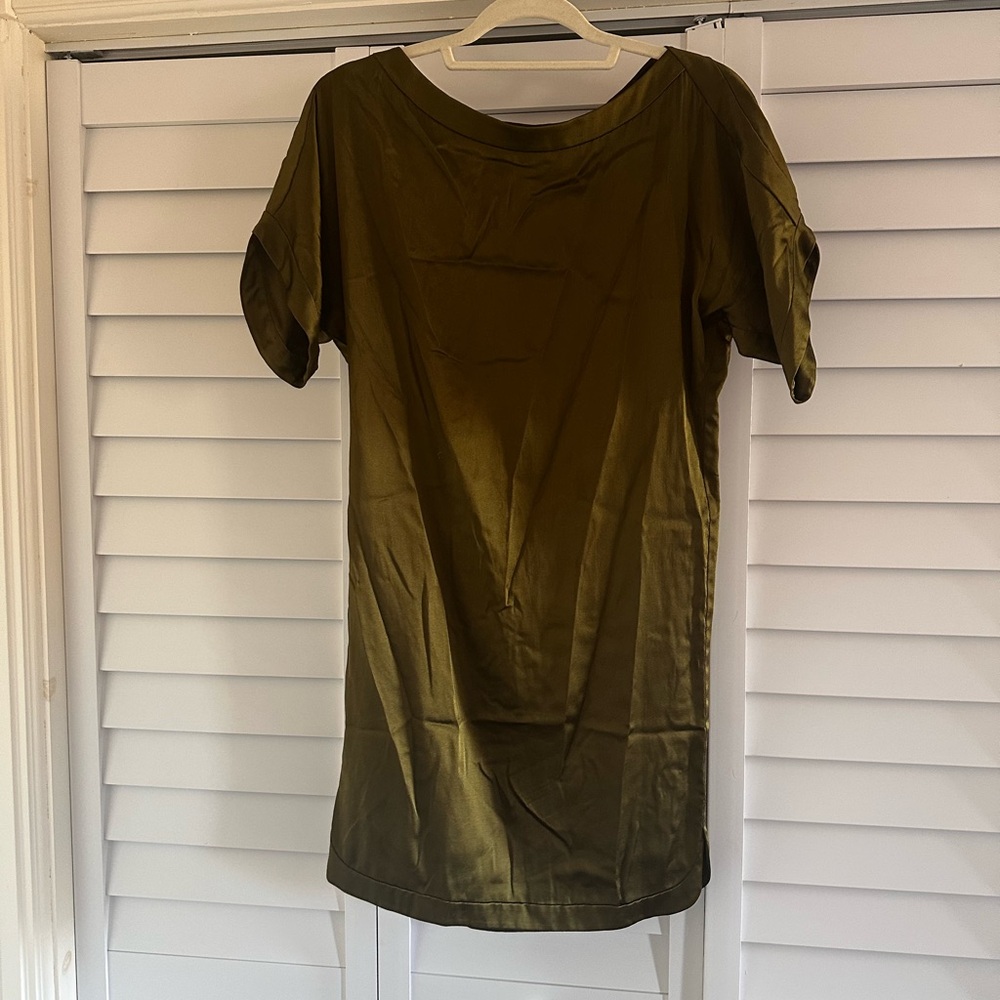 Diane Von Furstenberg Silk Olive Green Short Sleeve Dress